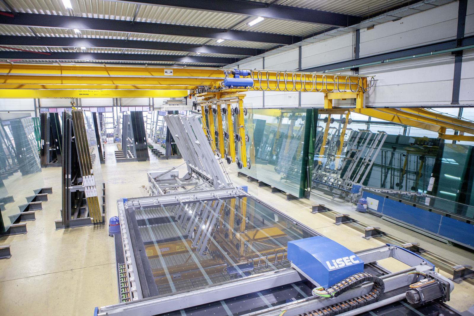 LiSEC: How the design of the machine affects the glass cutting of