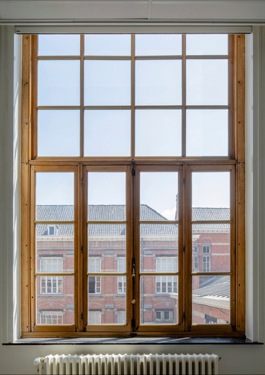 Why you can't use insulated glass on historic windows. 