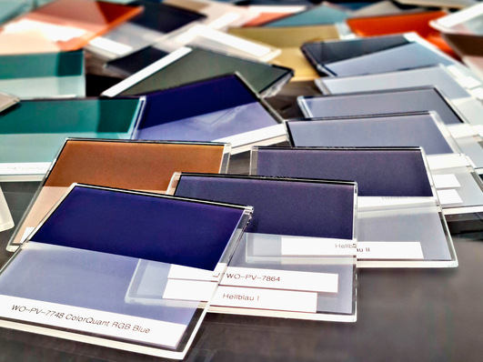 © Ceramic Colors Wolbring GmbH A wide selection of colours for BIPV are available from specialists and manufacturers Ceramic Colors Wolbring GmbH