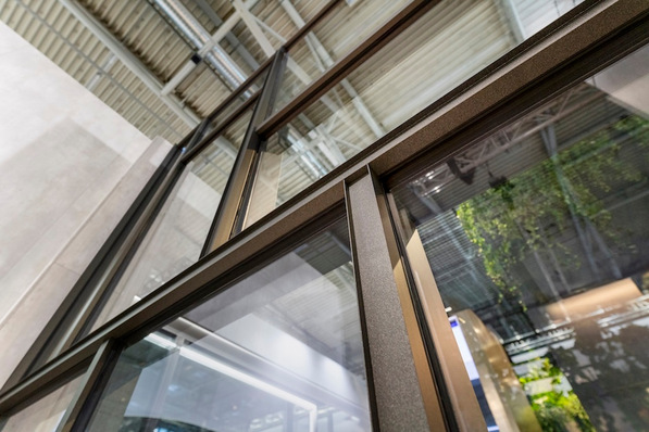 © Forster Profilsysteme AG With the forster thermfix vario mullion-transom system with RC4 burglar resistance, Forster is presenting a facade solution that fulfils high demands in terms of security, aesthetics and sustainability.