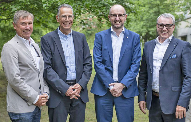 © Sarah Heuser/GKFP e.V. From left: Dr. Michael Szerman (Veka), Dr. Michael Stöger (Rehau), Frank Zimmermann (Rehau), Christian Fischer (Schüco).